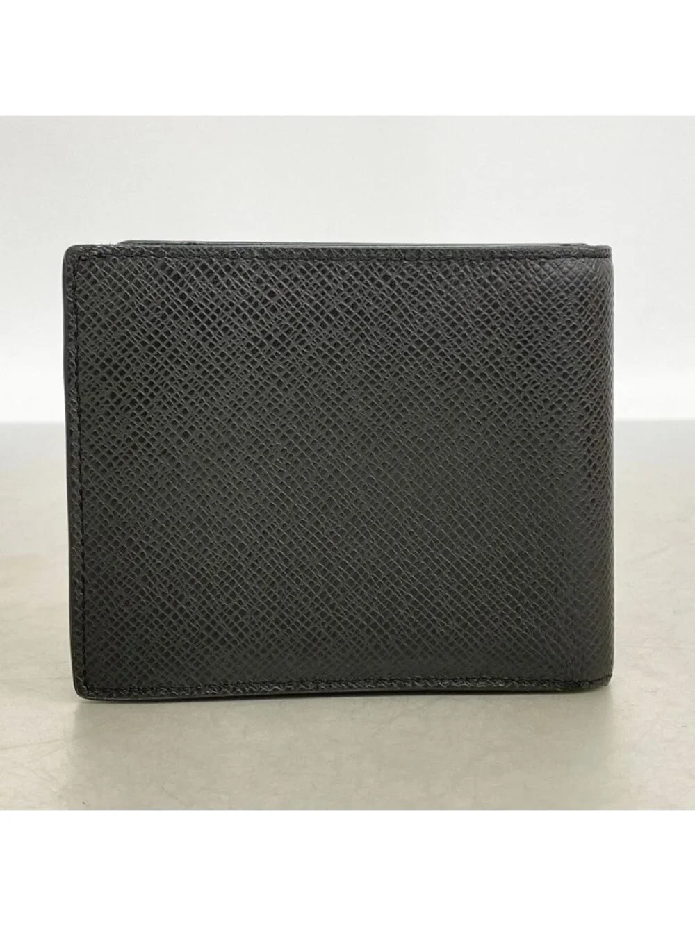 Louis Vuitton Wallet Taiga Portefeuille Amerigo Ardoise